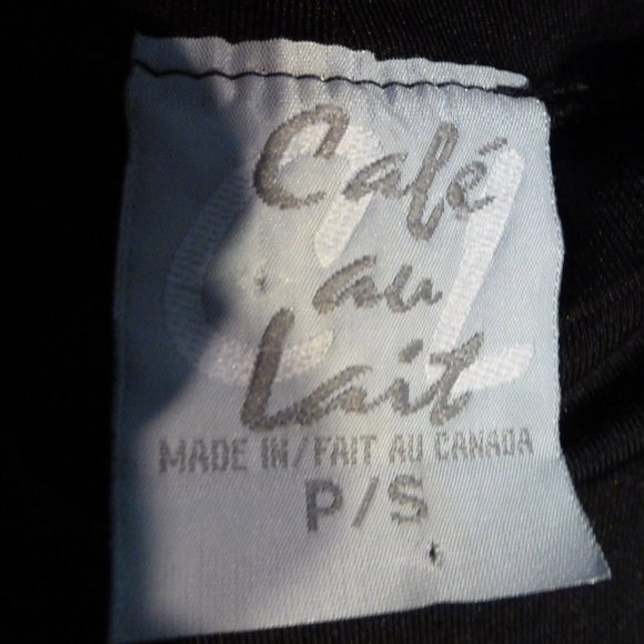 Gorgeous Black Elastic Sweater – French-Inspired Style (Petite Small) - Picture 6 of 6